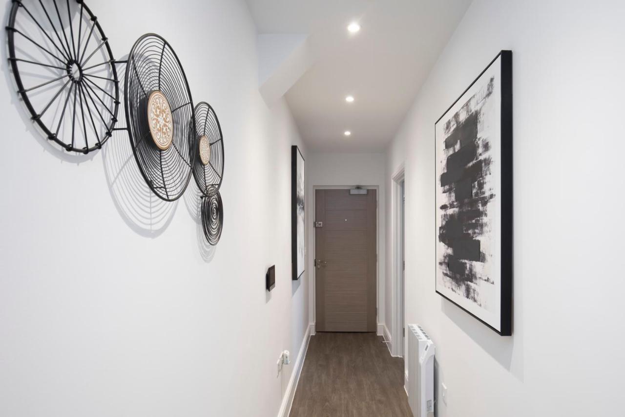 Elliot Oliver - Luxury 2 Bedroom Regency Apartment With Parking & Ev Charger Челтенхам Экстерьер фото